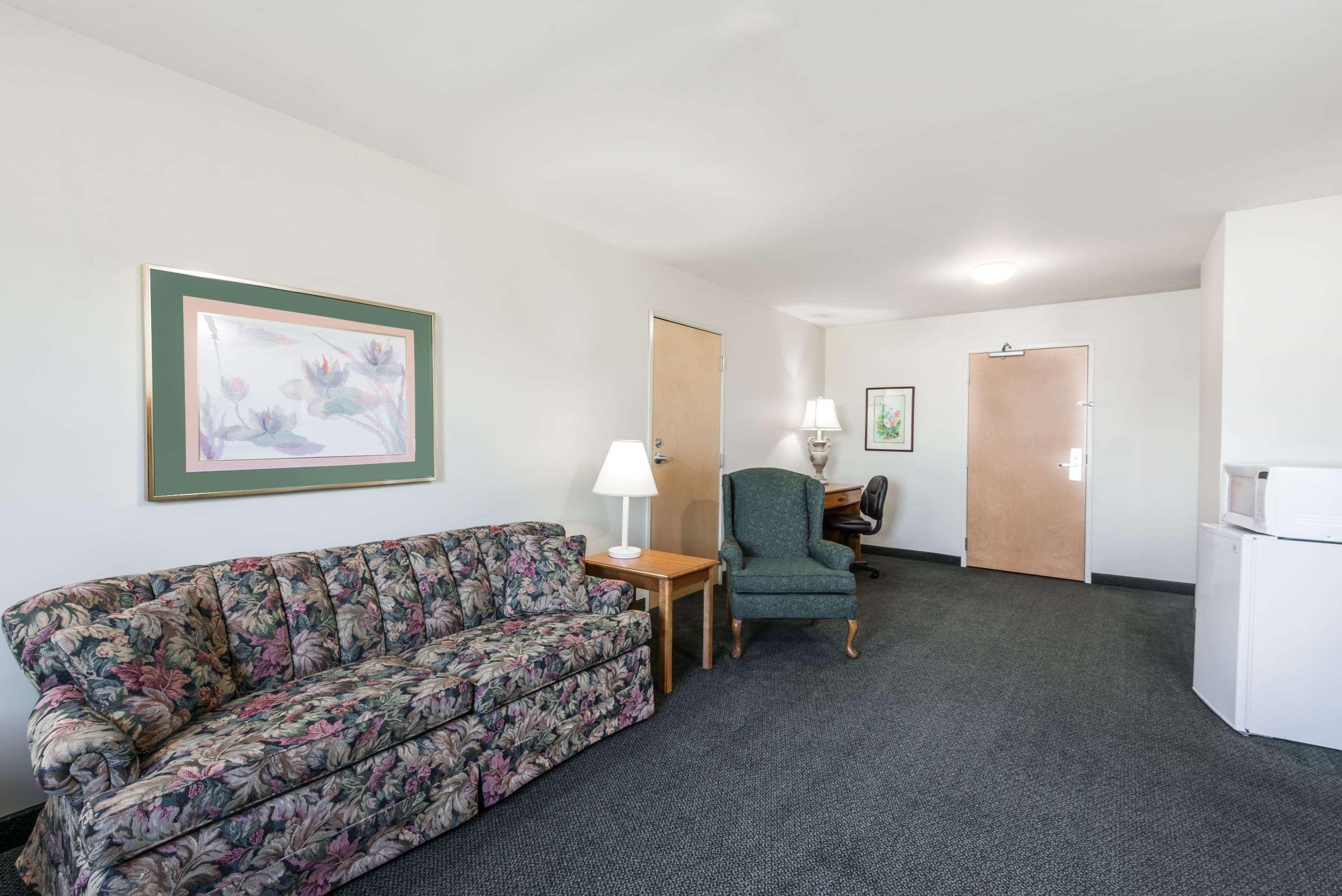 Hotel Super 8 By Wyndham Hagerstown/Halfway Area Exterior foto