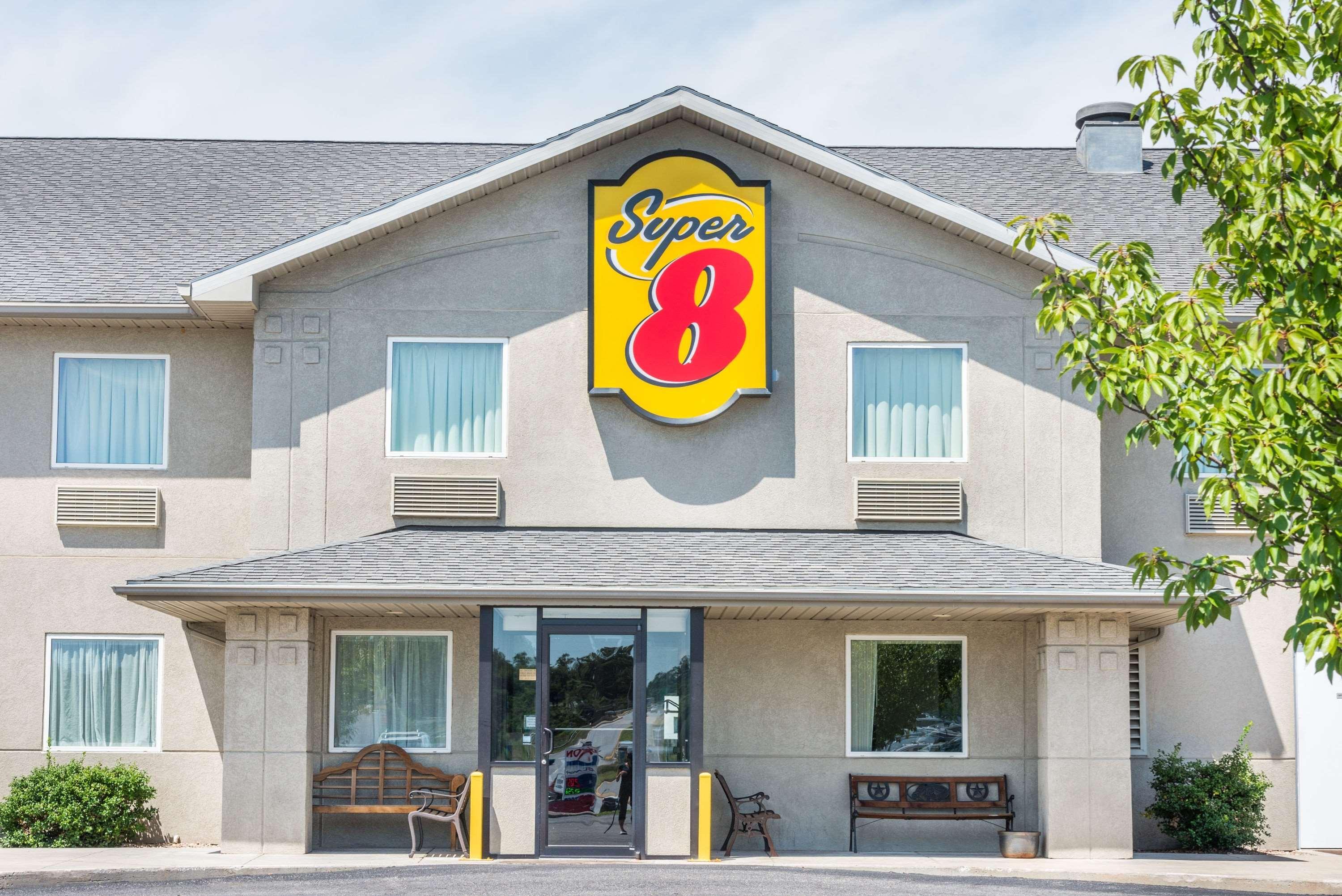 Hotel Super 8 By Wyndham Hagerstown/Halfway Area Exterior foto